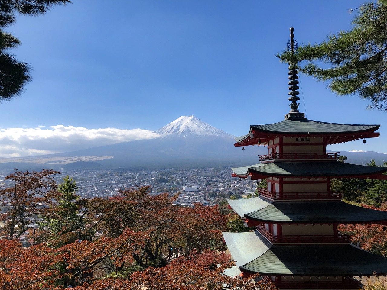 震撼新闻富士山火山大爆发，日本紧急启动应急响应机制